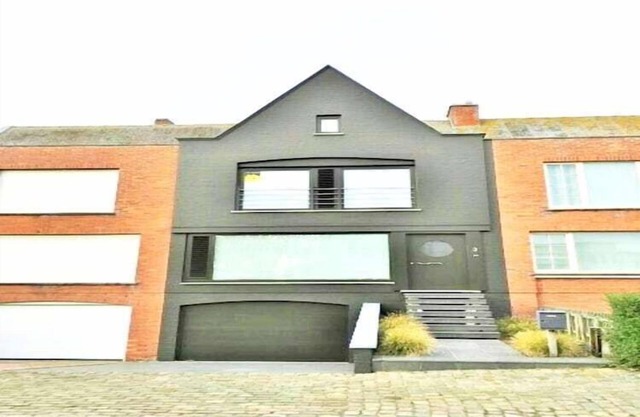 Villa in Wenduine near Sandy Beaches