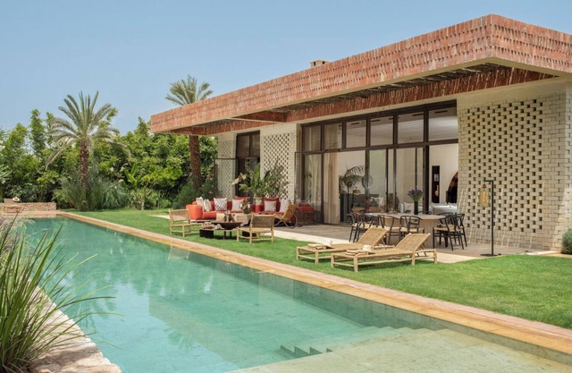 Villa Issil - Five Bedroom Villa, Sleeps 8