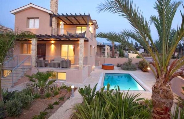 Villa Kartiela Sandy Beach Villas - Private Pool - Jacuzzi - Private Beach Area