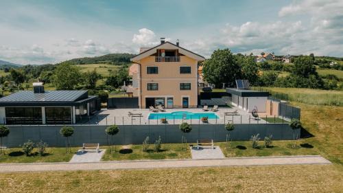 Villa Lamija
