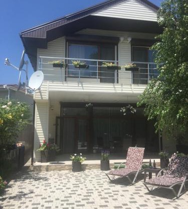 Villa Life
