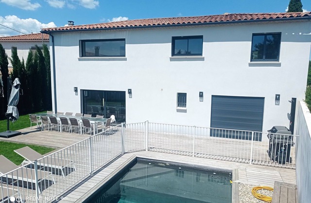 Villa Luxueuse Avec Piscine Pour Profiter du Climat du sud de la France