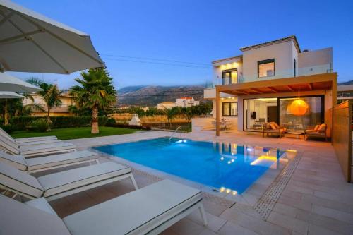 Villa Mariba Blue by Villa Plus