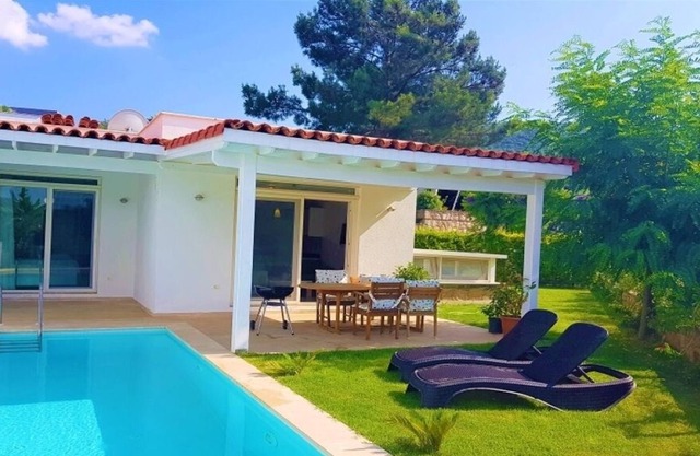 Villa Mira - Great space for large families with kids.