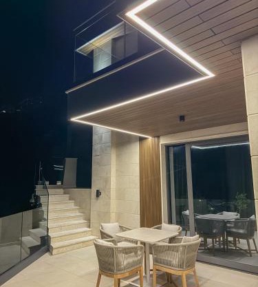 Villa Mistique