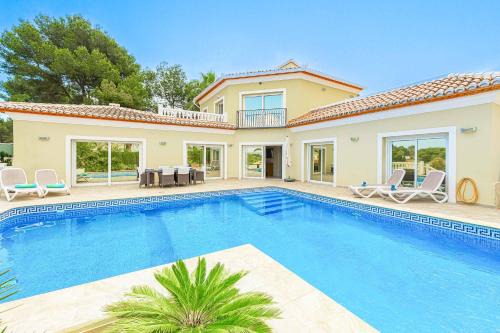 Villa Montgo View