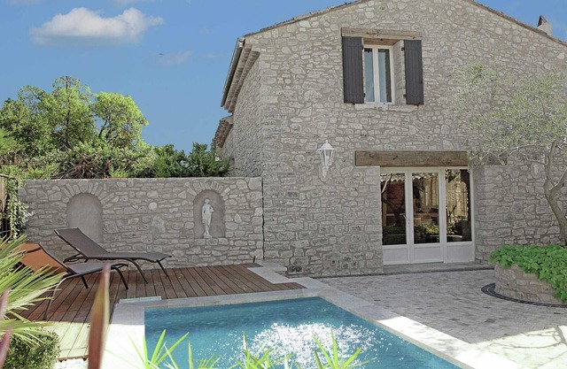 Villa near Aix-en-Provence with Pool & Jacuzzi