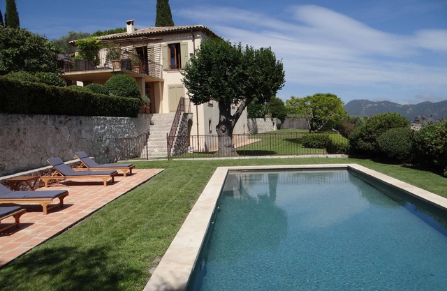 VILLA NICE - GAIRAUT