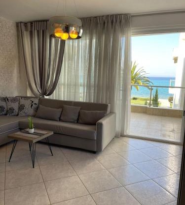 Villa Nikol
