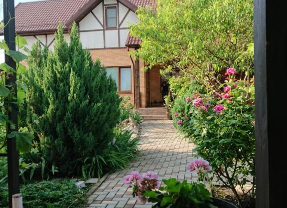 Villa of Roses