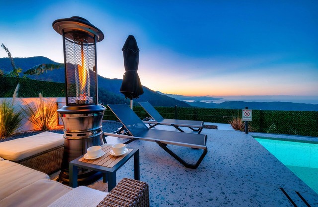 Villa Oxy &Seaview Private Heated indoor Pool
