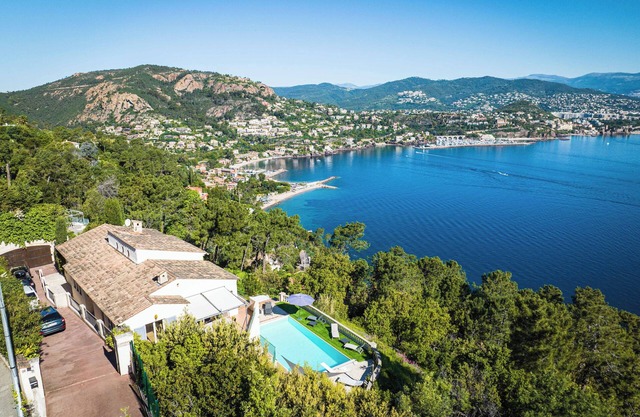 Villa panoramic view not overlooked