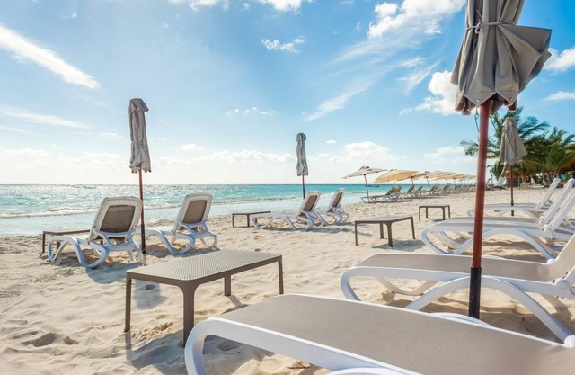 Villa Pasha, dream villa in Xpu Ha , Riviera Maya
