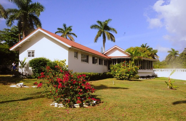 VILLA PATIENTLY WAITING IS A STUNNING NORTH COAST JAMAICAN GEM A DIAMOND RENTAL