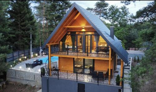 Villa Pine