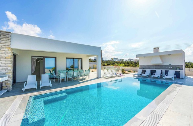 Villa Pleiades - Five Bedroom Villa, Sleeps 10