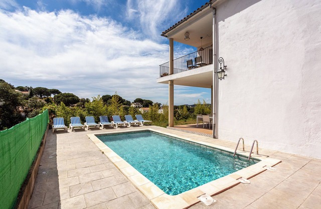 Villa 'Pollancre' with Wi-Fi and Air Conditioning