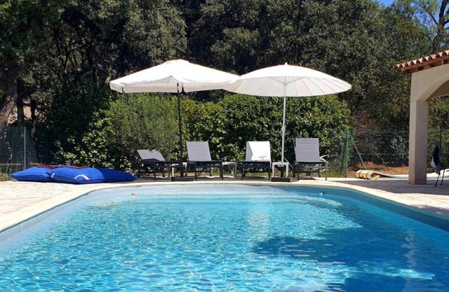 Villa provençale 10 pers Jardin Piscine Idéale 2 familles