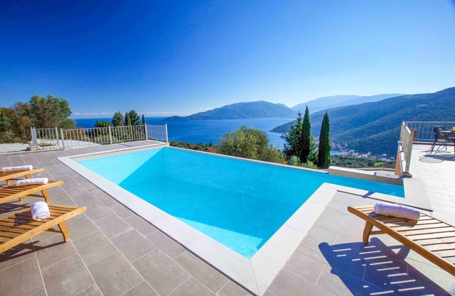 Villa Remvi - Three Bedroom Villa, Sleeps 6