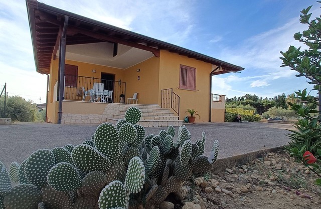 Villa Rosetta in Agrigento, near the beaches and the Valley of the Temples.