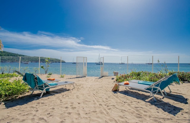 Villa Roucou, 5 bedroom villa on the beach of Grande Anse d' Arlets