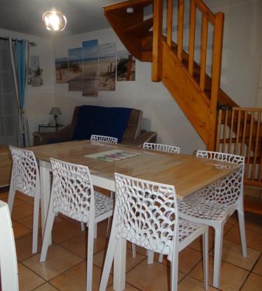 Villa Sérena la forêt et la plage à quelques minutes!