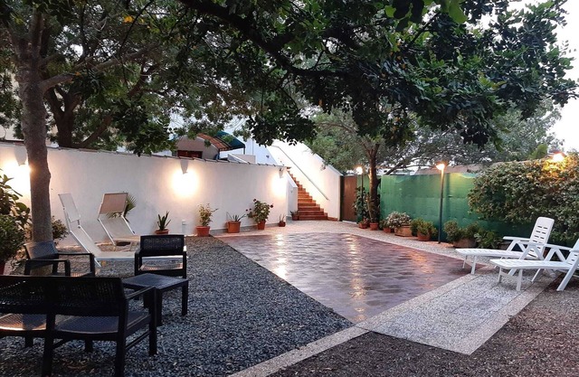 Villa Sant'Andrea: Sea, Garden, WiFi, Air Conditioning, Parking I.U.N. R5885