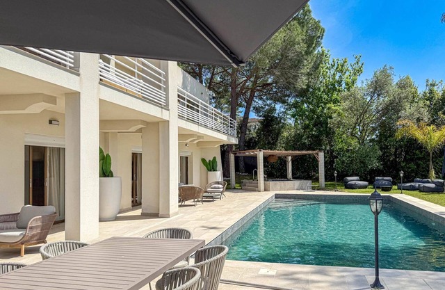 Villa Sarah - 10 rooms