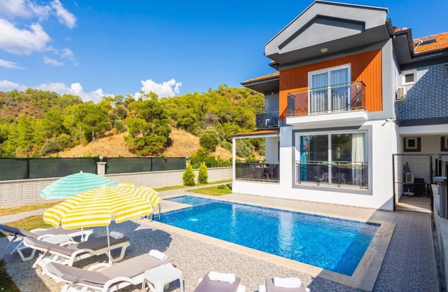 Villa Sasha 3 - Four Bedroom Villa, Sleeps 10