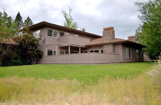 Villa Six at Broken Top- Hot Tub, Bend,Golf View