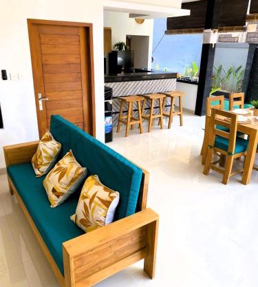 Villa Solas Legian