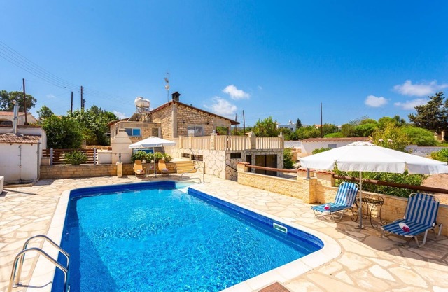 Villa Stone House - Two Bedroom Villa, Sleeps 4