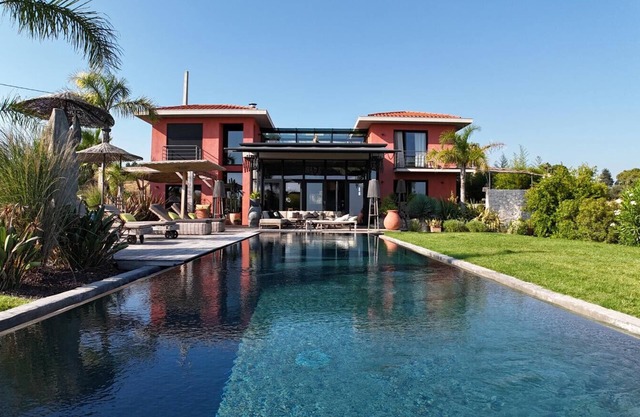 VILLA SUNSET VI4236 By Riviera Holiday Homes