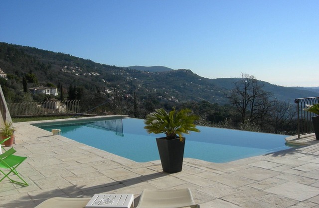 Villa sur les Hauteurs vue mer Panoramique Calme Absolu