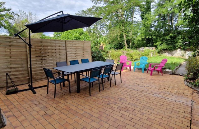 Villa "Sweetlodge" with Private Terrace, Private Garden & Wi-Fi