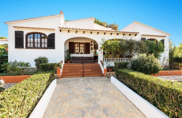 Villa Tamyan by Villa Plus