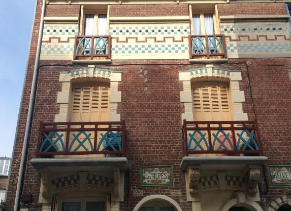 VILLA treize quartier balnéaire