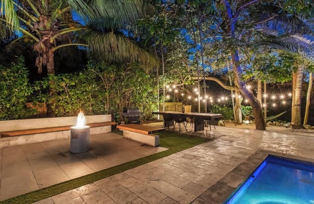Villa Venecia/Sand Terrace/Heated Pool/Waterfront