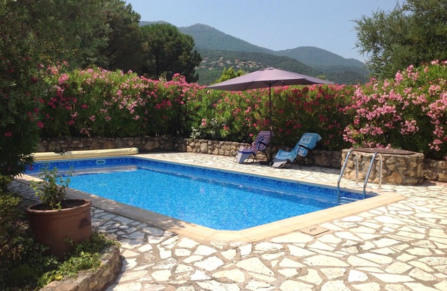 Villa with pool - secluded garden - amazing views - walking distance of village!