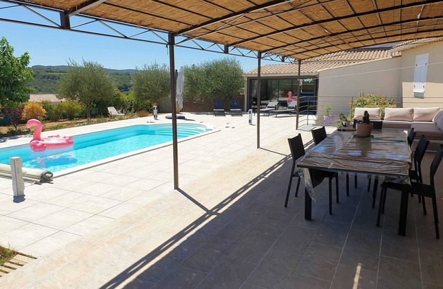 Villa with heated pool (Cèze Valley)