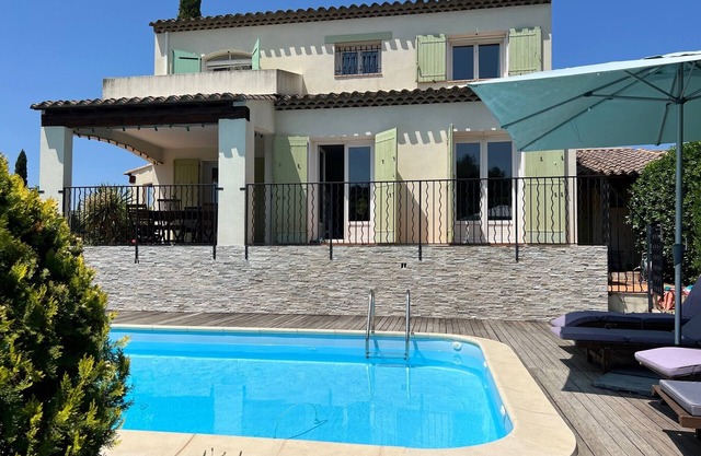 Villa With Pool and Views Over Park in Quiet Area