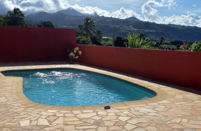 Villa with private pool 10 minutes from the beach