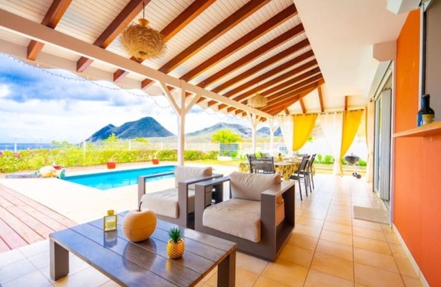 Villa with Private Pool and Sea View -Diamond Rock
