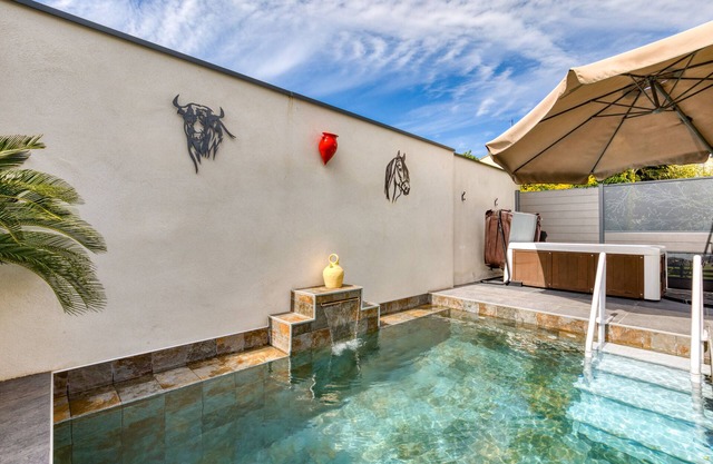 Villa with Private Pool and Air Conditioning