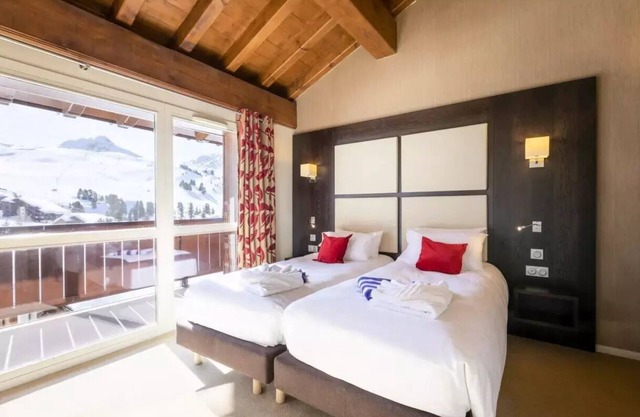 Village Club MMV Les Deux Domaines * - Connecting Rooms 5 People