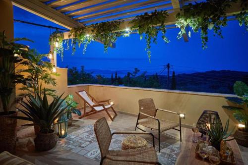 Village House Lianelia Luxury