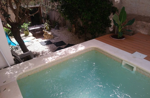 Village house with small pool near Narbonne