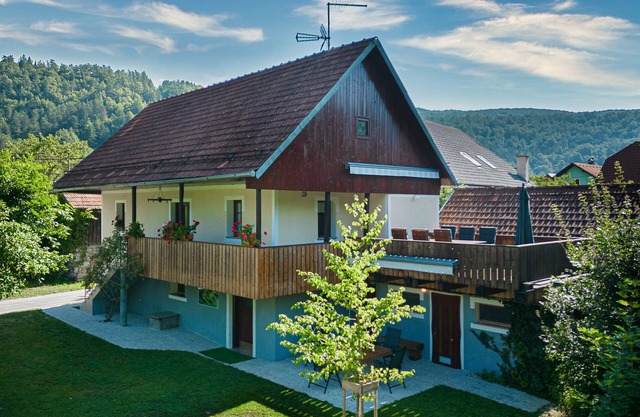 Vineyard Suite Kolpa Zupančič B, Stari Trg ob Kolpi, Slovenia