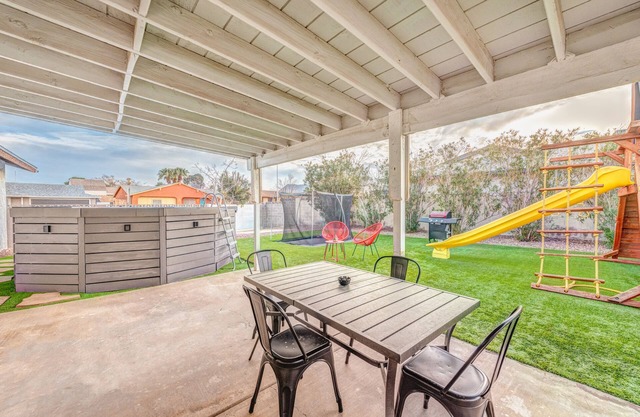 VIP DESIGN HOUSE! private pool big backyard