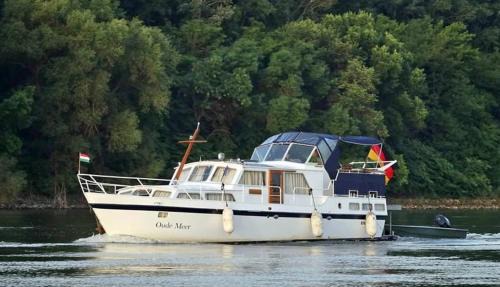 Volenter Lux Apartment Duna Boat